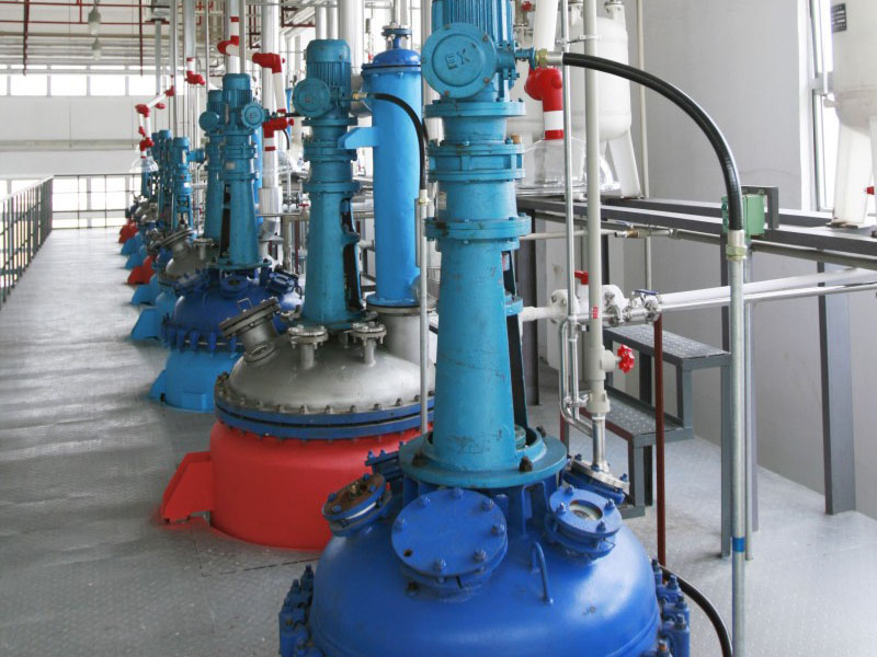 碳鋼復(fù)合反應(yīng)釜制作技術(shù)